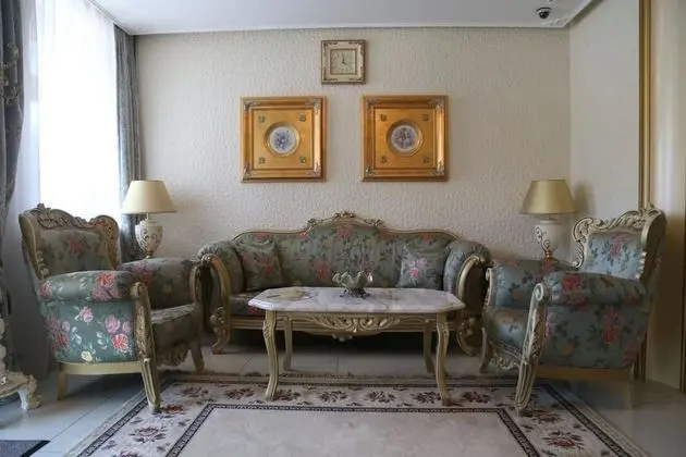 Villa de Ville - Lobi