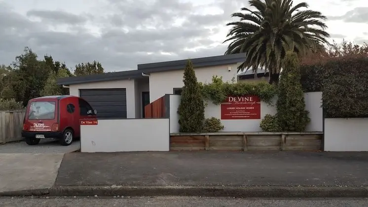 De Vine Martinborough 14 Cologne St
