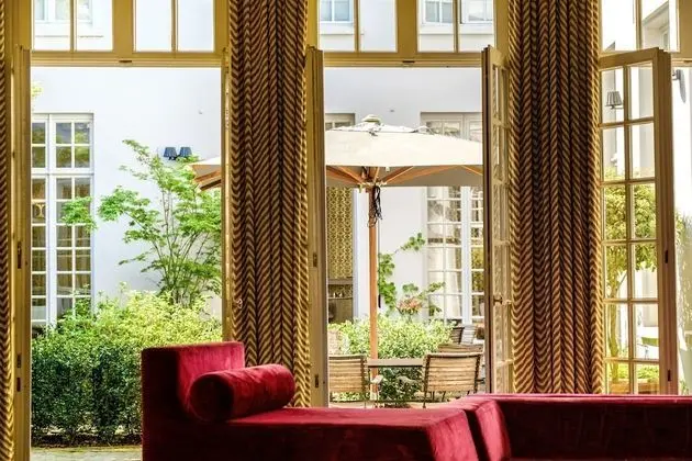 Hotel De Witte Lelie