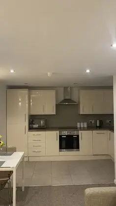 Dealhouse F7- Apartments - Oda