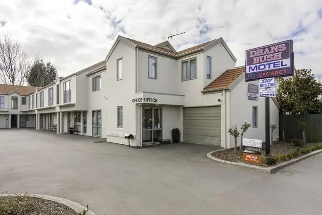 DEANS BUSH MOTEL ON RICCARTON