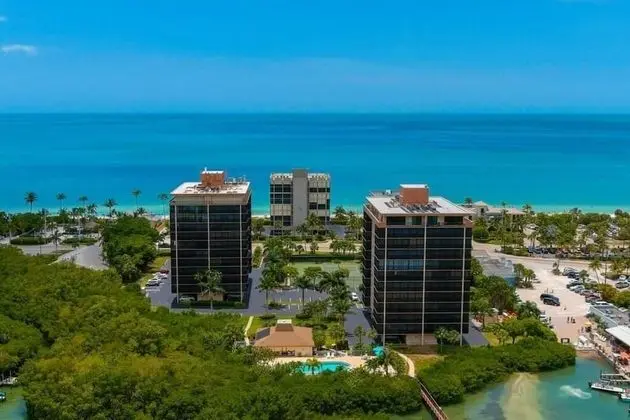 Debbie's Sea Isles Condo