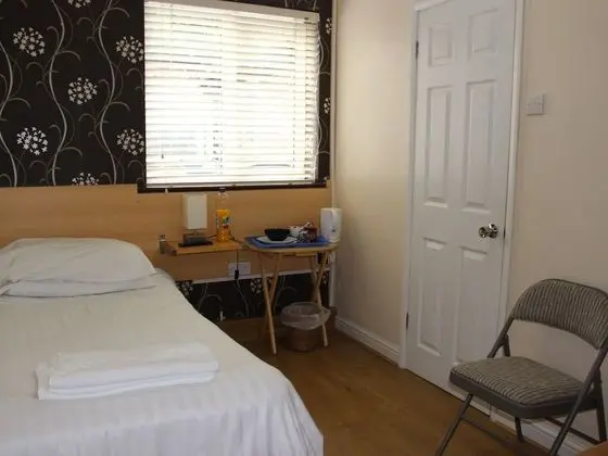 Debden Guest House - Oda