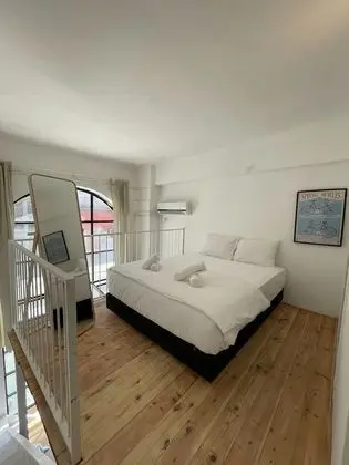 DeBlox living - Alhambra Apartments