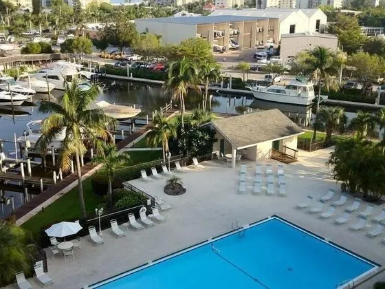 Deborah's Santa Maria Harbor Condo