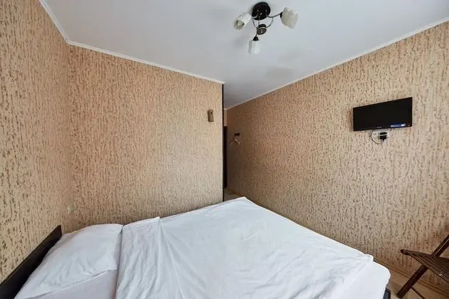 Hotel Deco - Oda