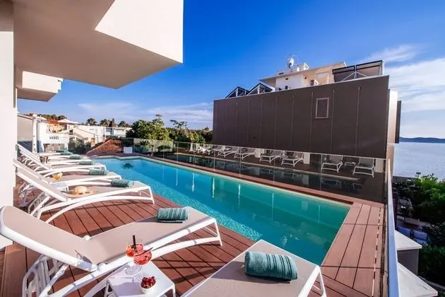 Dedaj Resort - Villa Auri - Havuz