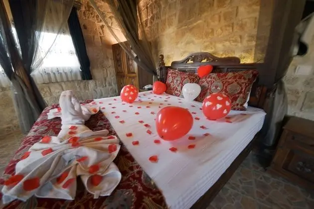 Dedeli Konak Cave Hotel