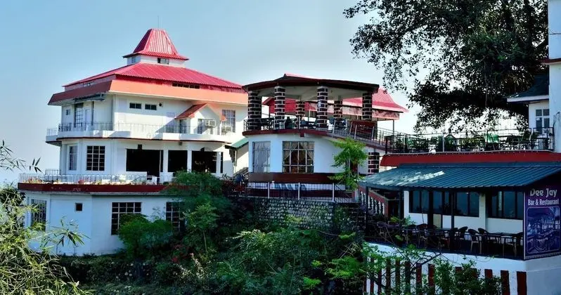 Dee Jay Resort