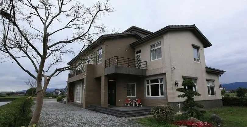 DeepDitch B&B