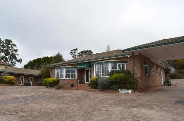 Deer Park Motor Inn