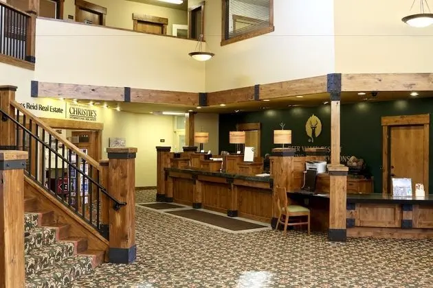 Deer Valley's Signature Collection - Lobi