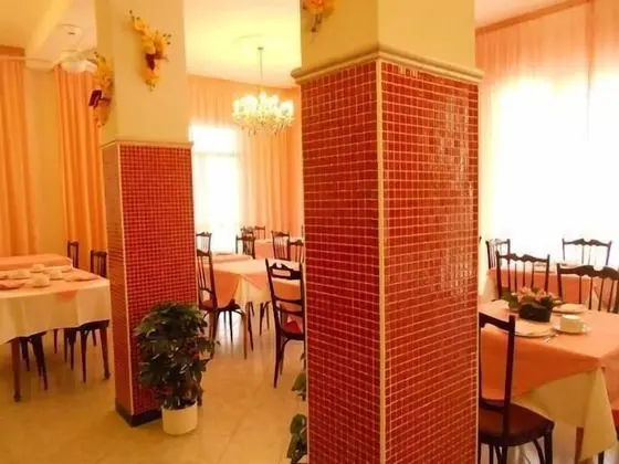 Hotel Villa Dei Platani - Yerinde Yemek