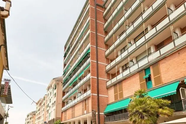 Deiva Marina Sea View Flat with Garage - Dış Mekan
