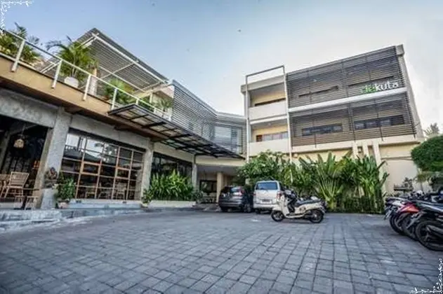 Dekuta Hotel - CHSE Certified - Dış Mekan