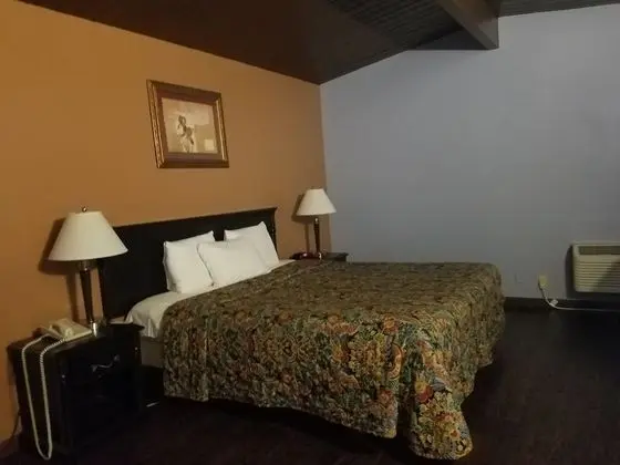 Del Aire Inn - Oda