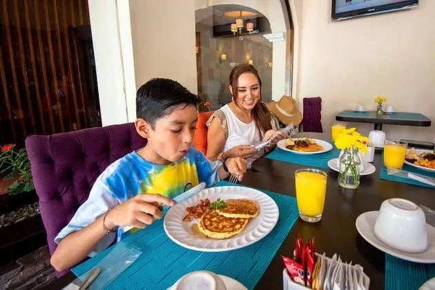 Hotel Del Carmen en el centro de Tuxtla Gutiérrez - Yerinde Yemek