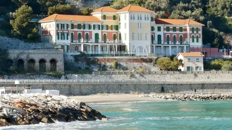 Hotel Del Golfo - Dış Mekan
