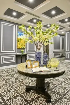 Hotel Del Luna by LUK Global