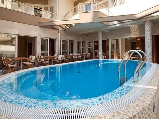 Hotel Del Mar - Havuz