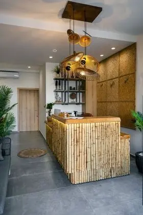 DEL MARE SUITES - Lobi