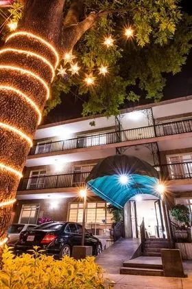 Del Marqués Hotel and Suites