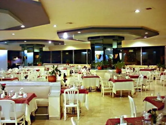 Hotel Del Prado - Yeme / İçme