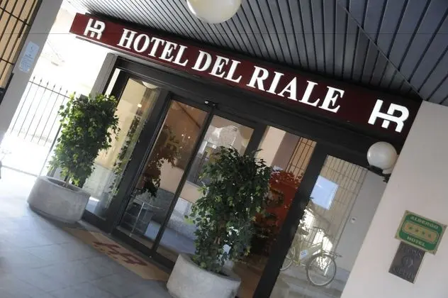 DEL RIALE