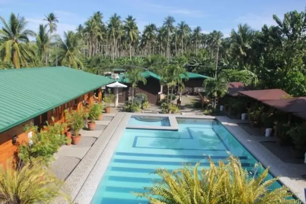 Villa Del Rosario Resort