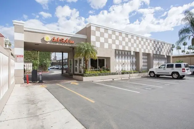 Del Sol Inn - Anaheim Resort - Dış Mekan