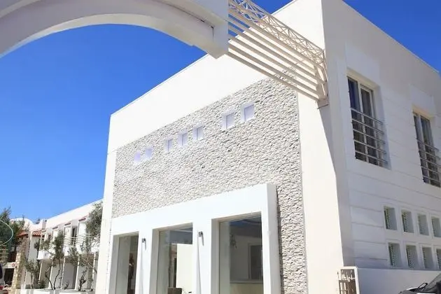 Delfi Hotel & Spa - 1