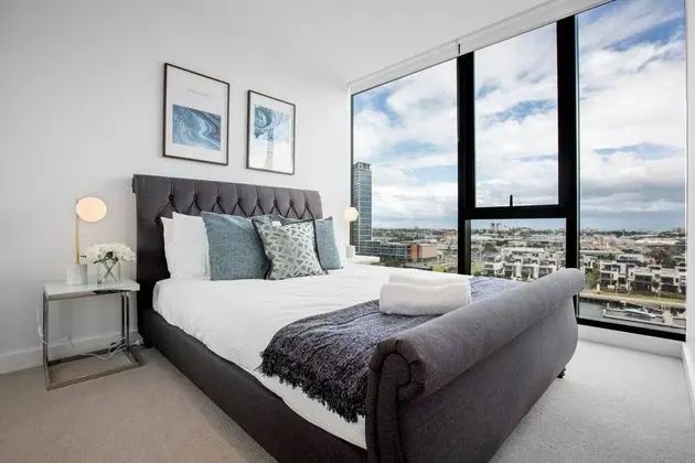 Delightful 2BR Riverview@docklands - İç Mekan