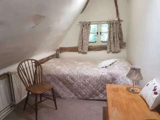 Delightful 3 bed Thatched Cottage Near Winchester - Oda