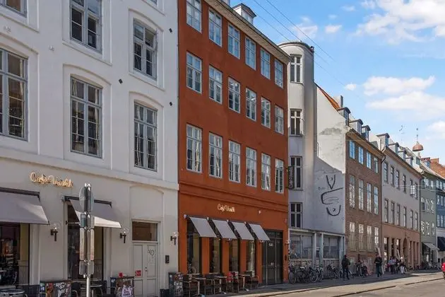 Delightful, Bright, and Dreamy Apartment in the Heart of the Capital All Yours