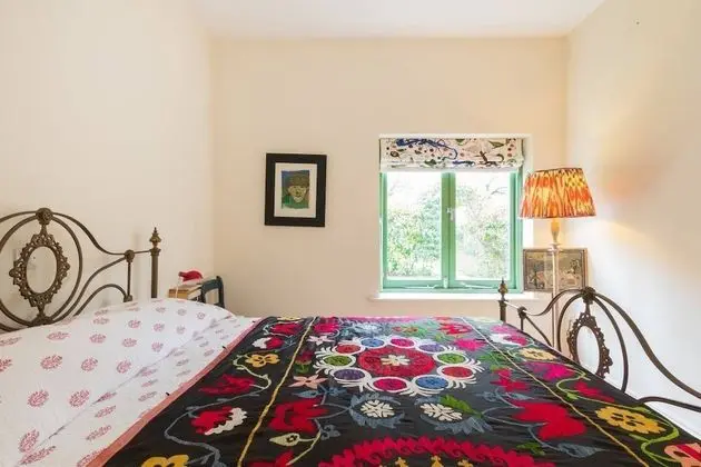 Delightful Cottage for 2 set Within Pretty Garden - Oda