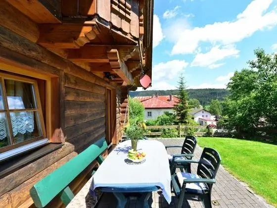 Delightful Holiday Home in Bay. Eisenstein With Terrace - Yerinde Yemek