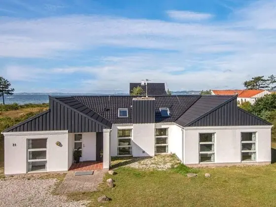 Delightful Holiday Home in Ebeltoft With Sauna