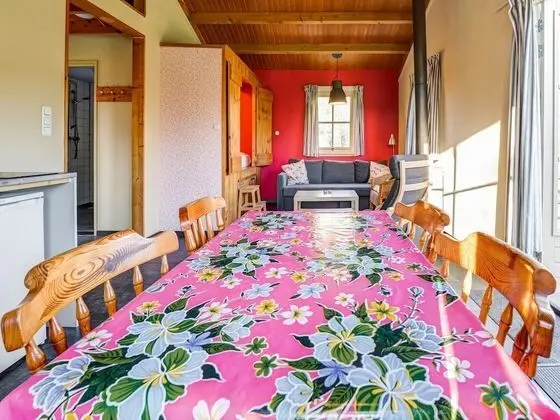 Delightful Holiday Home in Lage Zwaluwe With Garden - Yerinde Yemek