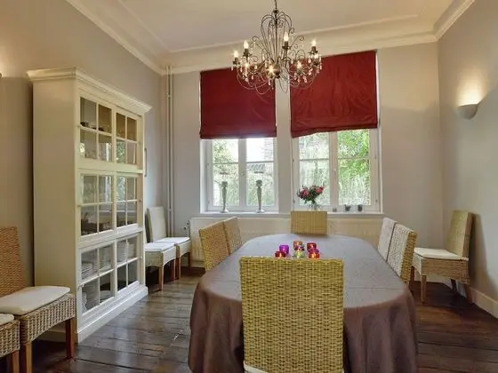 Delightful Holiday Home in Limbourg With Garden - Öne Çıkan Resim