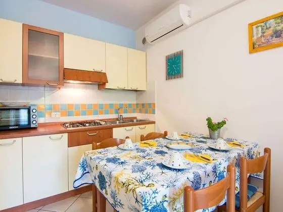 Delightful Holiday Home in Rosolina With a Shared Pool