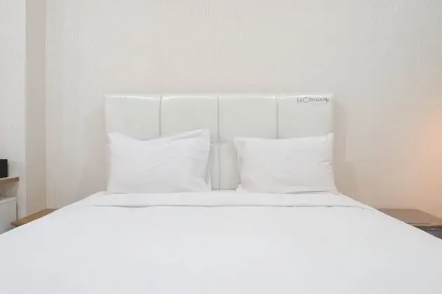 Delightful Luxurious Studio Apartment Connected to Pakuwon Mall at Supermall Mansion