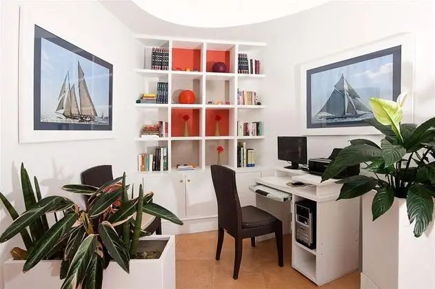 Della Piccola Marina