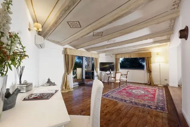 Villa delle Fontane - Oda