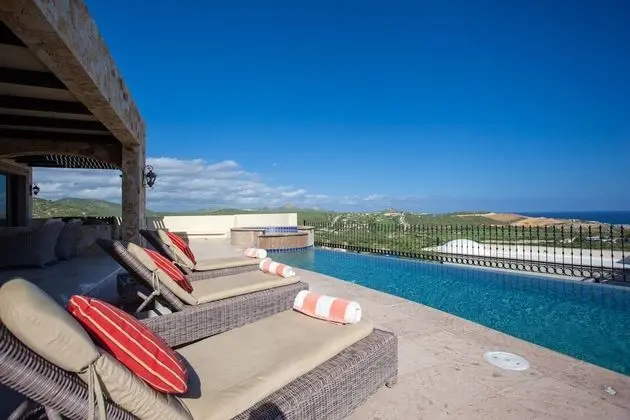 Villa Delmar Exquisite Villa w Views - Havuz