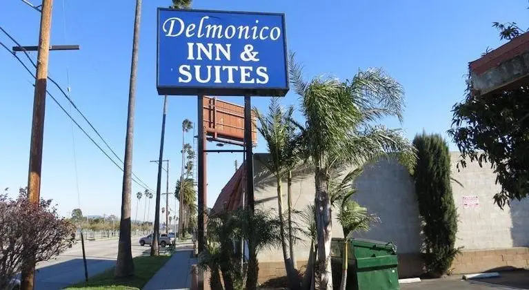 Delmonico Motel