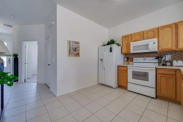 Delores' Windsor Hills Vacation Townhome - Mutfak