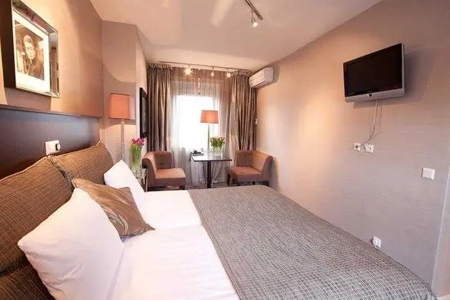 Delphi Hotel Amsterdam - Oda