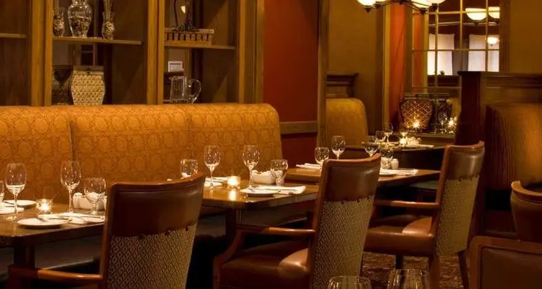 Delta Hotels Calgary Downtown - Yeme / İçme