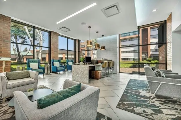 Delta Hotels Racine - Lobi