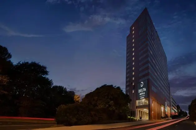 Delta Hotels Richmond Downtown
